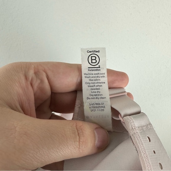 Athleta Light Pink Phenomena Athletic Athleisure High Impact Bra Size 36D - Picture 6 of 6